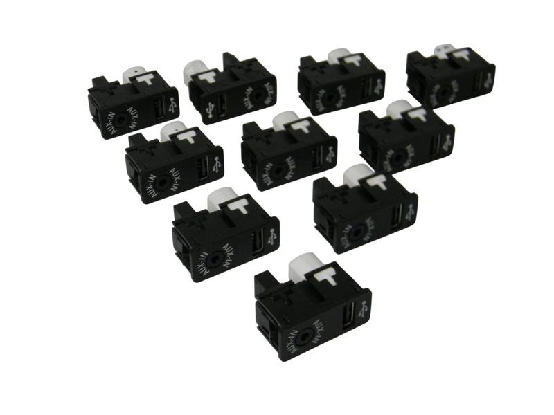 84109229246 Conector entrada AUX 1 Series F20, 1 Series F21, 2 Series F22, 3 Series F30, 3 Series F31, 3 Series F34 GT, 3 Series F35, 4 Series F32, 4 Series F33, 4 Series F36 Gran Coupé