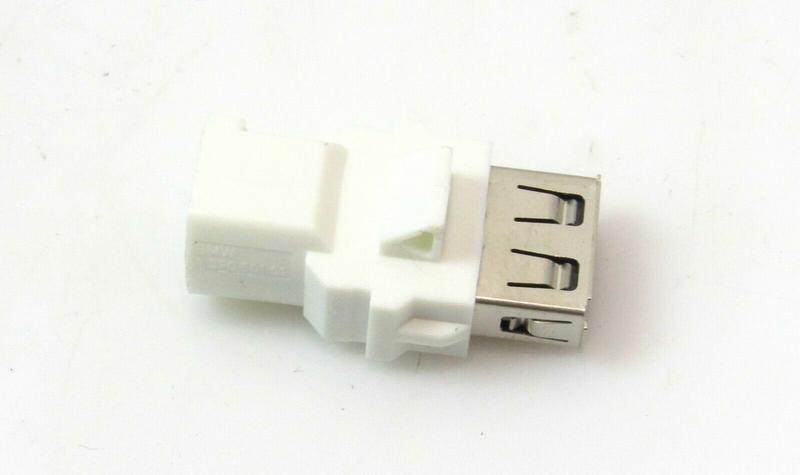 84109390501 Conector USB BMW 2 Series F45 Active Tourer LCI, 2 Series F46 Gran Tourer LCI, 3 Series F31, 3 Series F31 LCI, 3 Series F34 GT LCI, 3 Series F80 M3 LCI, 4 Series F32, 4 Series F32 LCI, 4 Series F33, 4 Series F33 LCI, 4 Series F36 Gran Coupé LCI, 4 Series F82 M4 LCI, 4 Series F83 M4 LCI, 5 Series F90 M5, 5 Series F90 M5 LCI, 5 Series G30, 5 Series G30 LCI, 5 Series G38, 5 Series G38 LCI, 6 Series G32 GT, 6 Series G32 GT LCI, 7 Series G11, 7 Series G11 LCI, 7 Series G12, 7 Series G12 LCI, 8 Series G16 Gran Coupé, MINI F55, X1 F48 LCI, X2 F39, X3 G01, X4 G02, X5 F15, X6 F16
