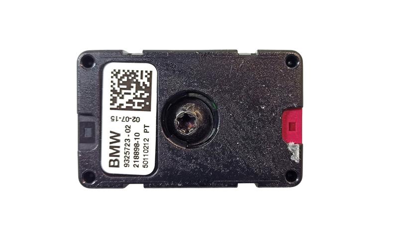 9325723 Filtro antena BMW 5 Series F90 M5, 5 Series F90 M5 LCI, 5 Series G30, 5 Series G30 LCI, 5 Series G31 Touring, 5 Series G31 Touring LCI, 5 Series G38, 5 Series G38 LCI, 7 Series G11, 7 Series G11 LCI, 7 Series G12, 7 Series G12 LCI