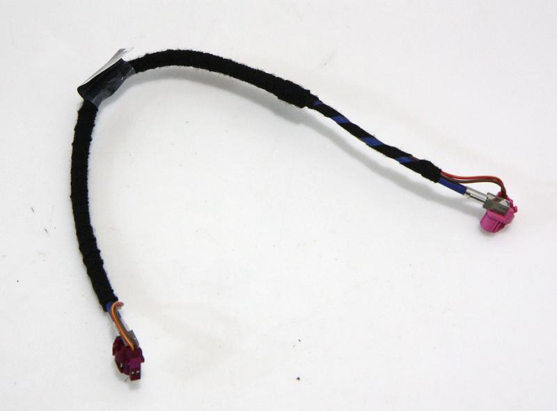 9399970 Conector radio ISO europeo BMW 2 Series F22, 2 Series F22 LCI