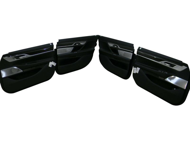 B206083 Tapizado puerta trasera 7 Series G12