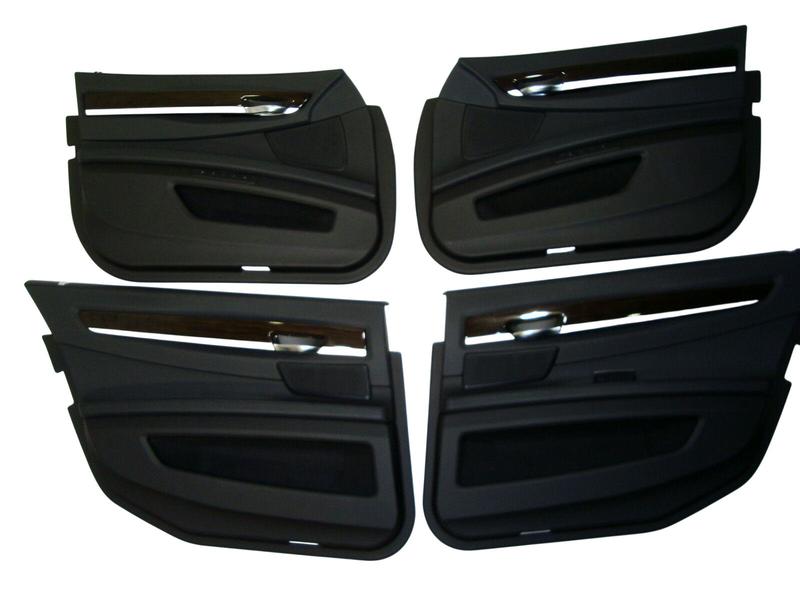 D281601 Tapizado puerta trasera BMW 7 Series F02