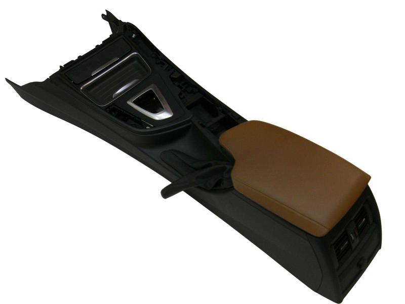 FZ99546 Consola central BMW 3 Series F30, 3 Series F31, 3 Series F34 GT, 4 Series F32, 4 Series F36 Gran Coupé