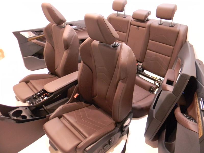 GALLERY Juego asientos 2 Series U06 Active Tourer